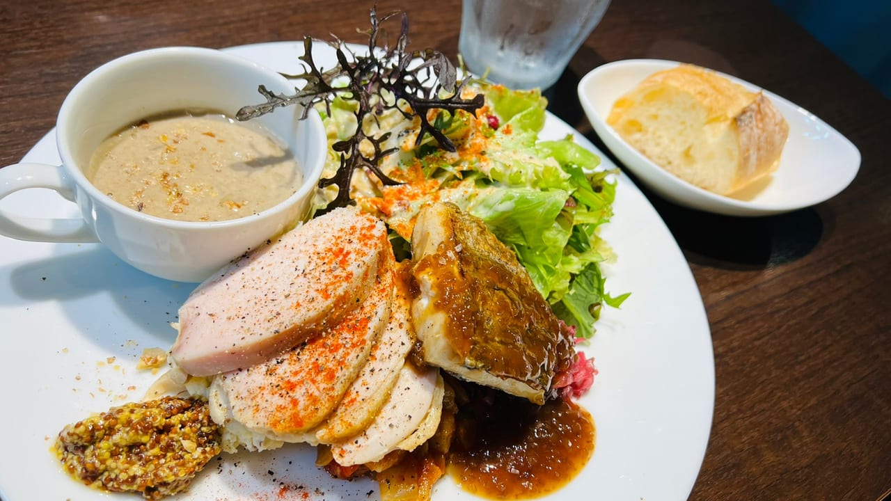 寝屋川市 ホテル出身シェフの一流フレンチが食べられる ビストロカフェ ディセット の絶品ランチ 号外net 寝屋川市