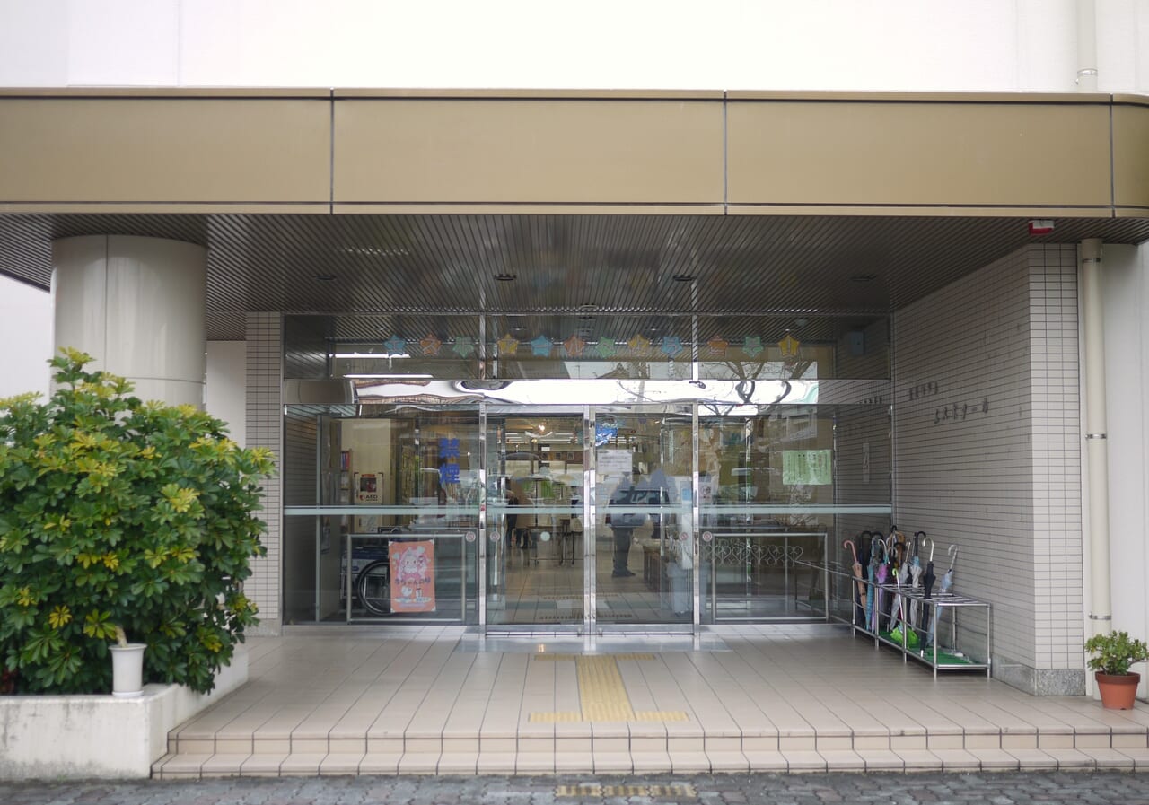 寝屋川市立エスポアール