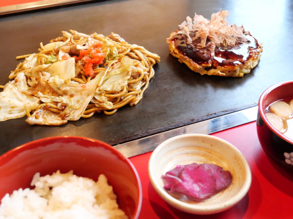 ももたろう定食の写真