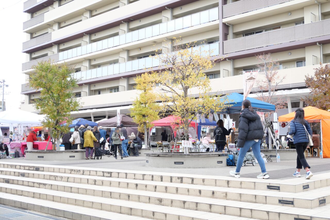 香里園マルシェの様子