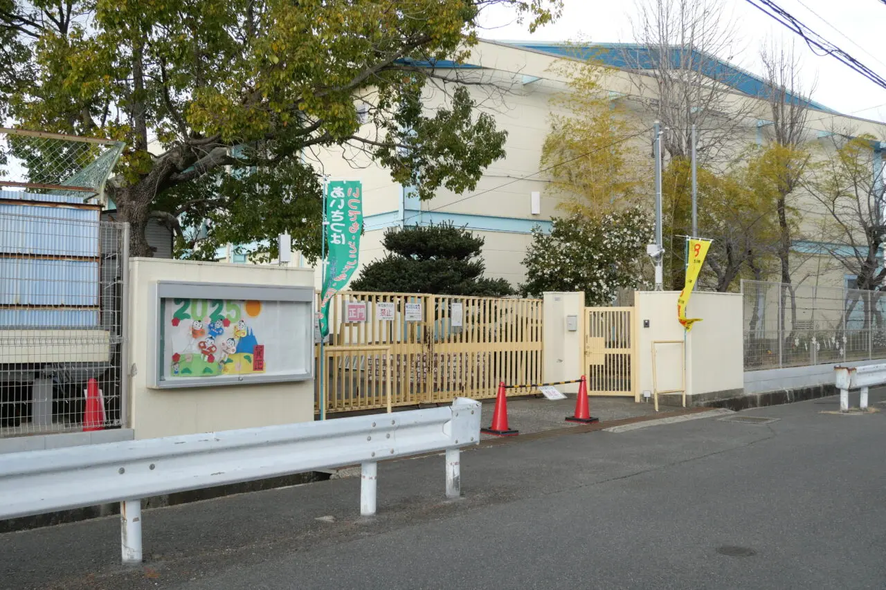 寝屋川市立池田小学校