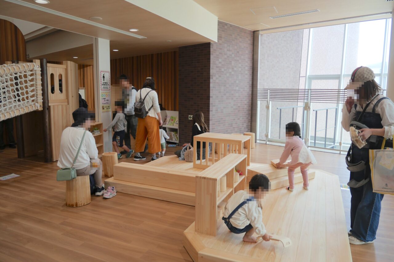 子どもが遊べるフロア