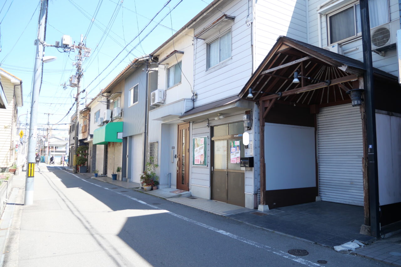 ミモザと青い鳥の外観