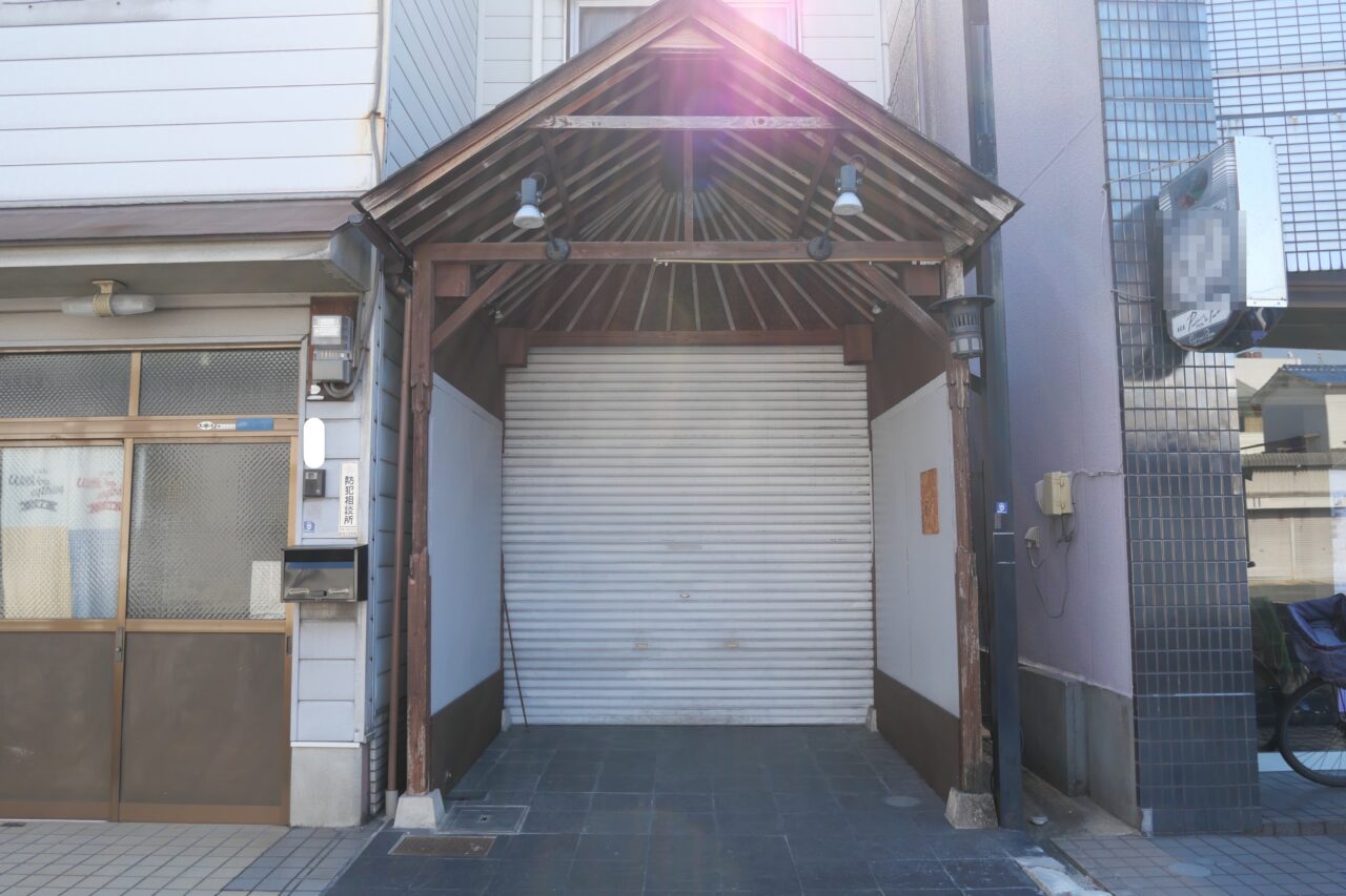 ミモザと青い鳥の外観