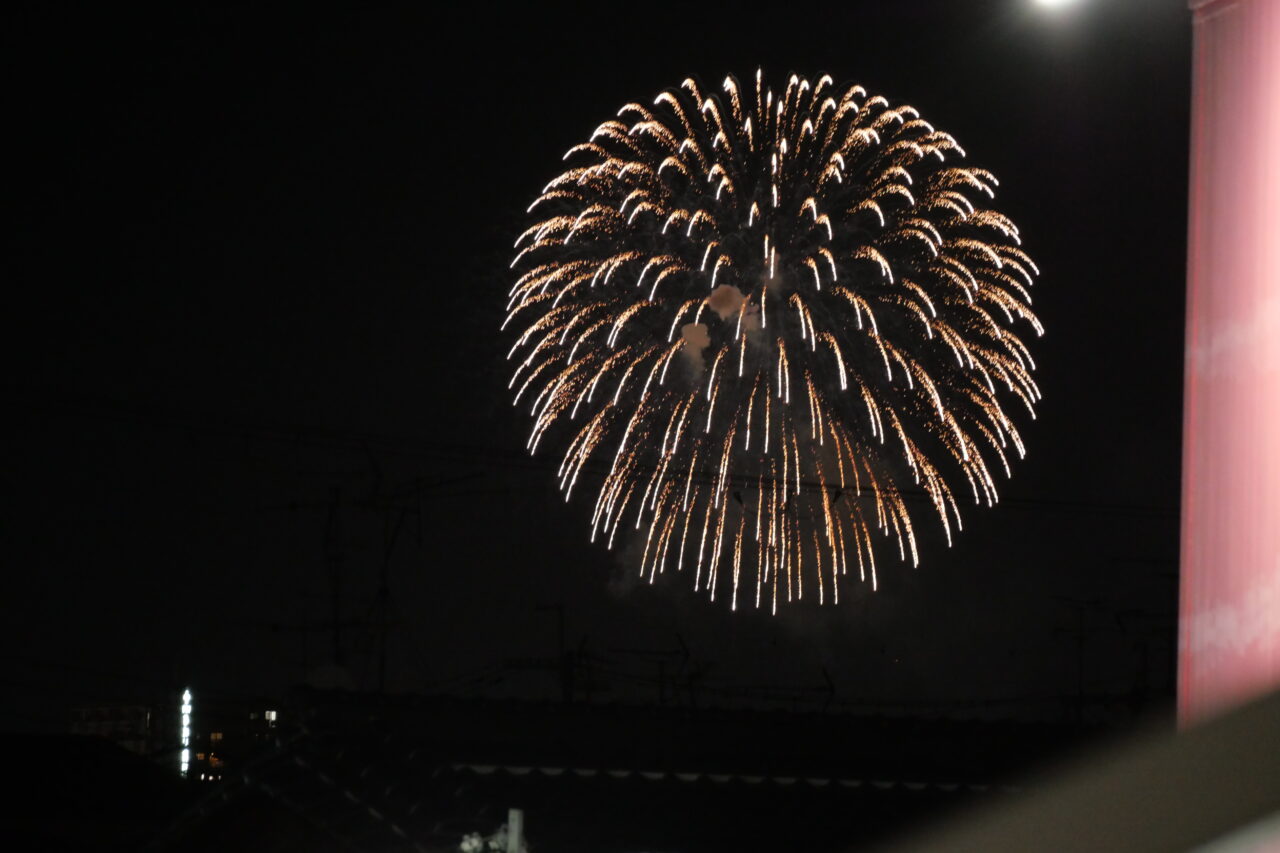 寝屋川市内から見えた枚方のくらわんか花火