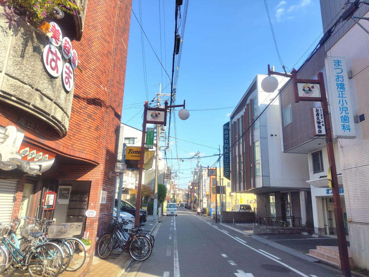 アドバンスロード商店街の風景