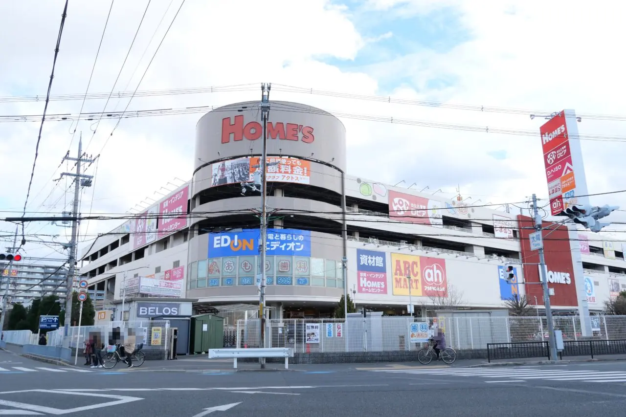 ホームズ寝屋川の建物(日新町)