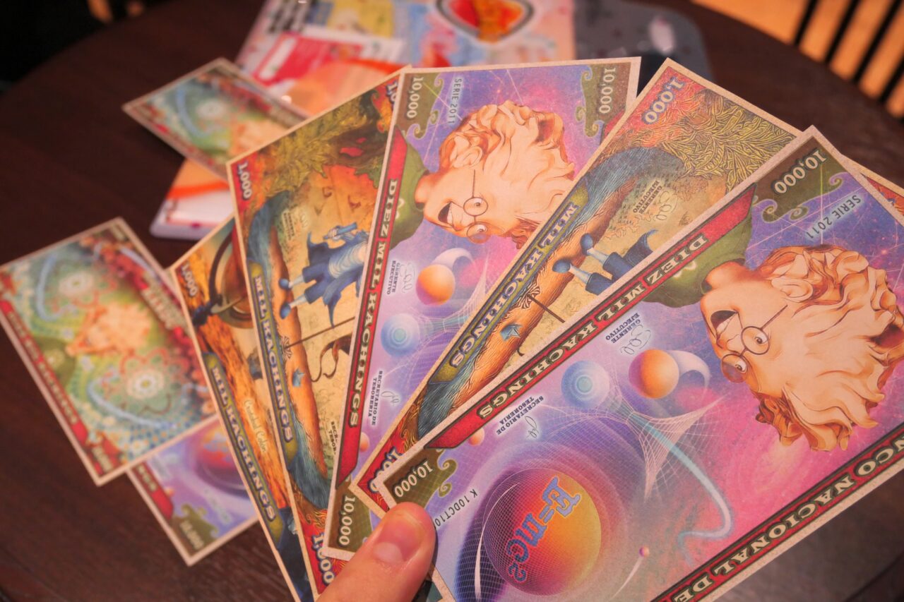 カンドゥーの通貨、カッチン