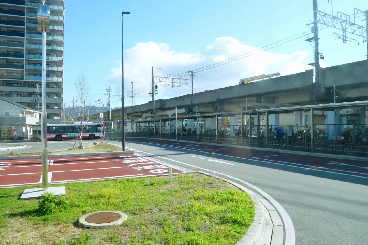星田駅のロータリー