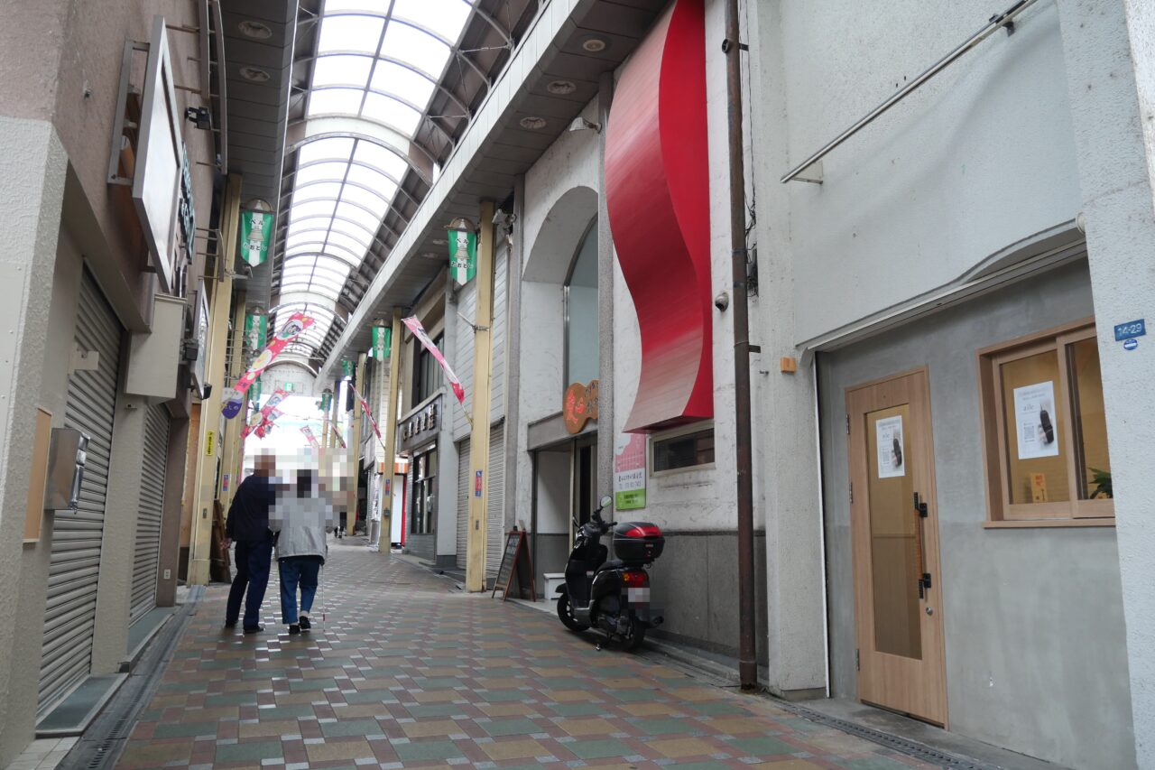 ベル大利商店街入り口にできたヘアサロン