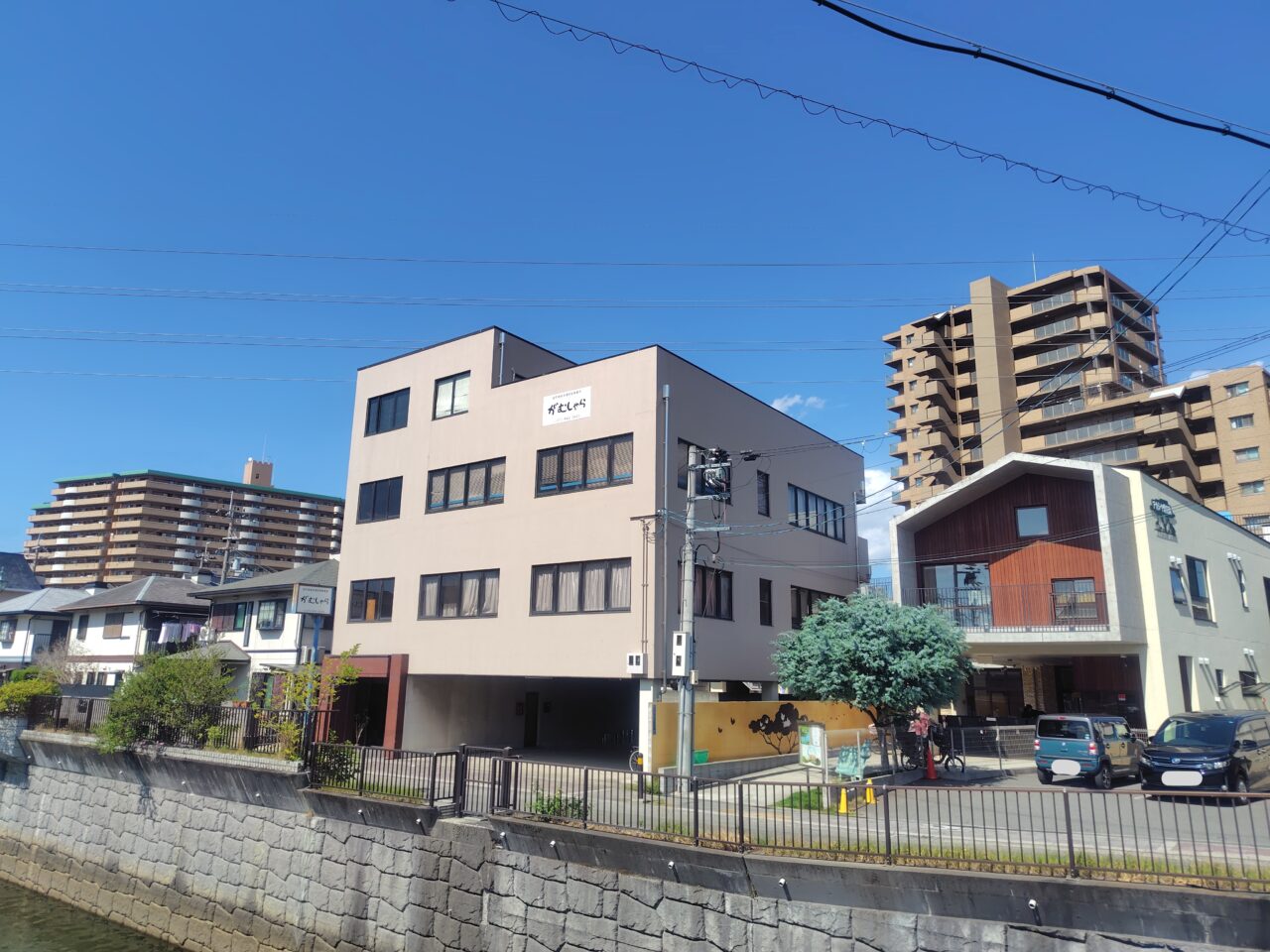 石津南町の導水路