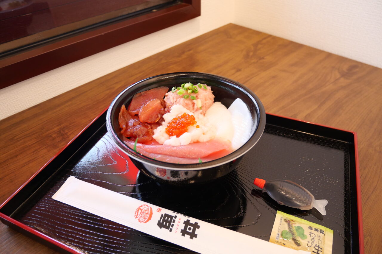 海風丼をいただく