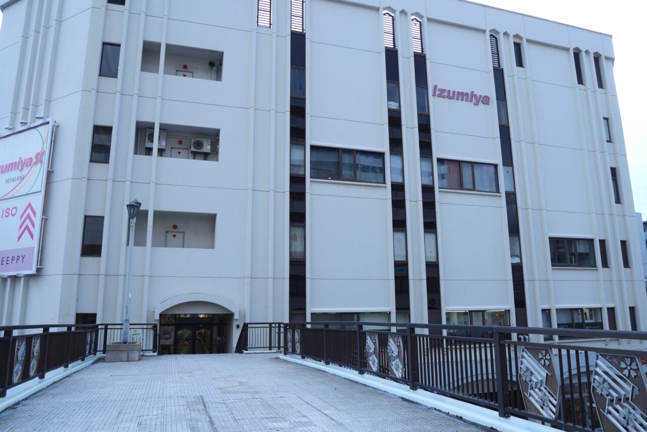 1号館へ向かう通路
